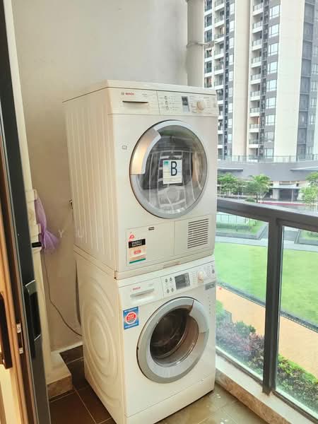 R&F Princess Cove Phase 2-Seine Region untuk Untuk Disewa - RM 2,500 /bulan, Mac 2026 - Balcony - PropertyGuru.com.my