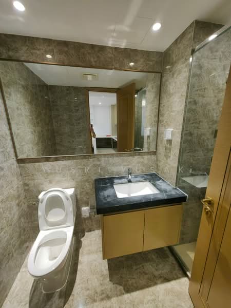 R&F Princess Cove Phase 2-Seine Region untuk Untuk Disewa - RM 2,500 /bulan, Mac 2026 - Bathroom - PropertyGuru.com.my