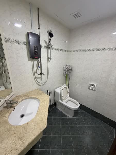 Gurney Beach Resort untuk Untuk Disewa - RM 4,500 /bulan, Mac 2026 - PropertyGuru.com.my