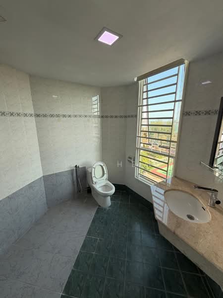 Gurney Beach Resort untuk Untuk Disewa - RM 4,500 /bulan, Mac 2026 - PropertyGuru.com.my