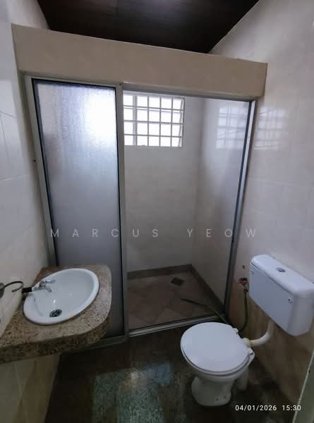 1.5-storey Terraced House for Sale in Taman Bukit Kelisa (Seremban) - Marcus Yeow - Bathroom - PropertyGuru.com.my
