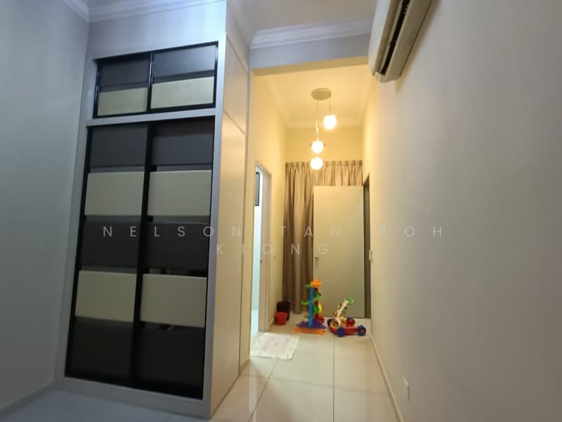 Garden Villas, Bukit Indah untuk Untuk Dijual - RM 1,350,000, Mac 2026 - Corridor - PropertyGuru.com.my