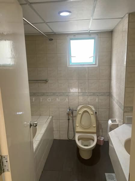 Condominium for Rent at Mont Kiara Astana - Fiona Lee - Bathroom - PropertyGuru.com.my