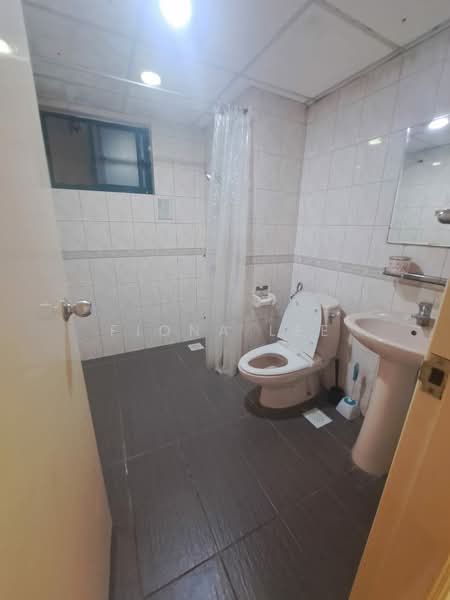 Kondominium untuk Disewa di Mont Kiara Astana - Fiona Lee - Bathroom - PropertyGuru.com.my