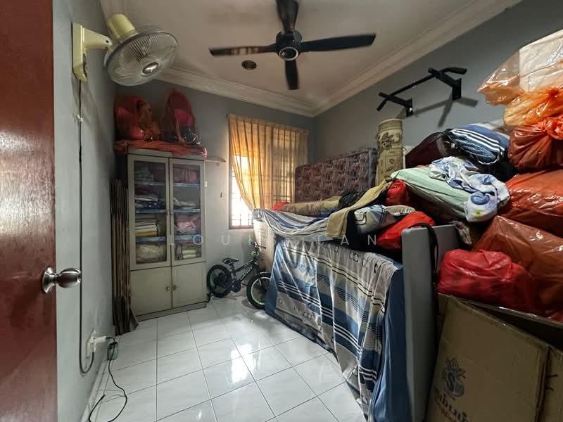 2-storey Terraced House for Sale in Taman Sri Pulai Perdana (Skudai) - Louis Tan - Bedroom - PropertyGuru.com.my