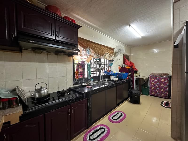 2-storey Terraced House for Sale in Taman Sri Pulai Perdana (Skudai) - Louis Tan - Kitchen - PropertyGuru.com.my