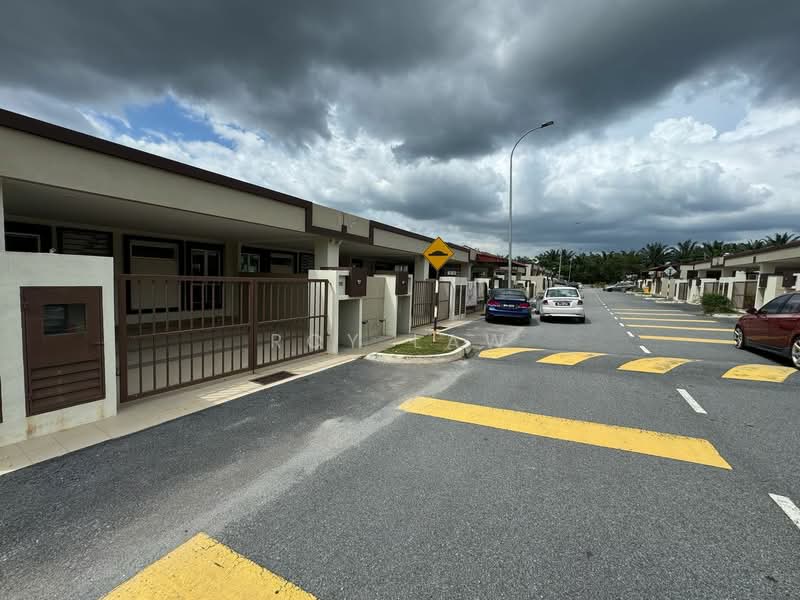 Terraced House for Rent in Port Dickson (Negeri Sembilan) - Roy Law - Exterior - PropertyGuru.com.my