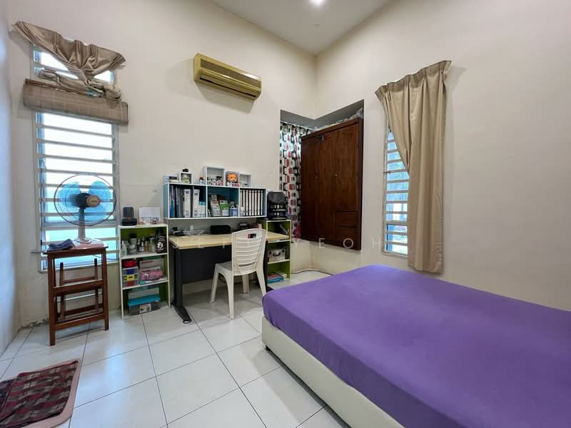 Semi-Detached House for Sale in Taman Laman Kuda (Anak Bukit) - Jeff Yeoh - Bedroom - PropertyGuru.com.my