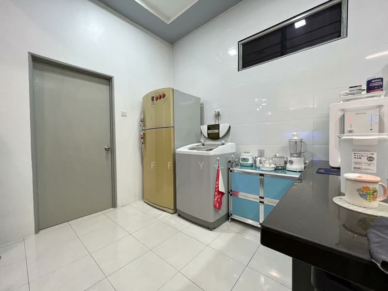 Semi-Detached House for Sale in Taman Laman Kuda (Anak Bukit) - Jeff Yeoh - Kitchen - PropertyGuru.com.my