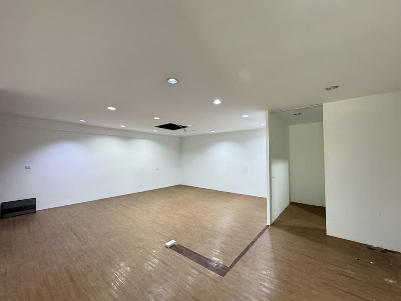 Shop / Office for Rent in Cheras Selatan (Cheras) - Kim Lee - Interior - PropertyGuru.com.my