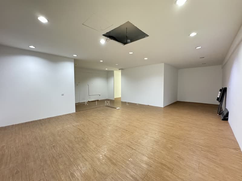 Shop / Office for Rent in Cheras Selatan (Cheras) - Kim Lee - Interior - PropertyGuru.com.my