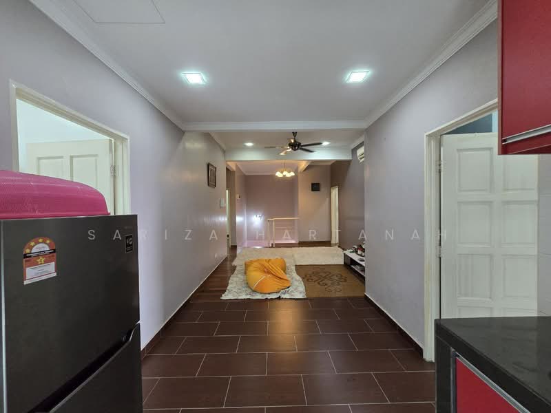 Semi-Detached House for Sale in Bandar Tasik Kesuma (Beranang) - Sariza Hartanah - PropertyGuru.com.my