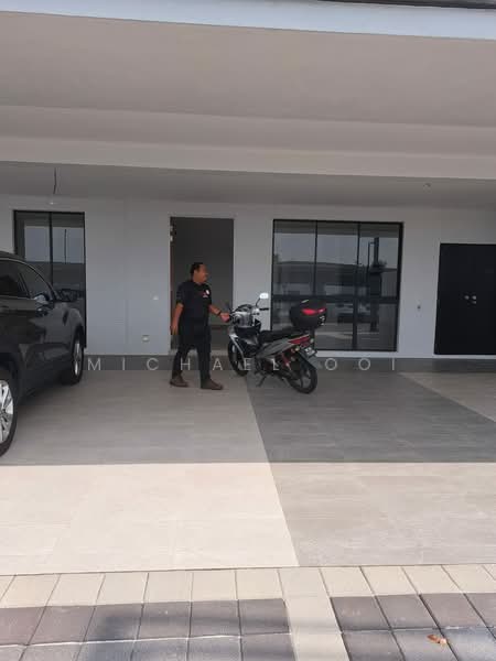 Townhouse for Sale in Telok Panglima Garang (Selangor) - Michael Ooi - Exterior - PropertyGuru.com.my