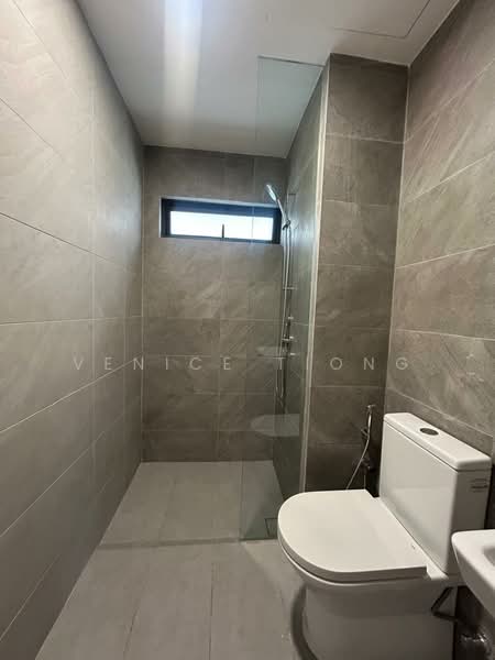 Condominium for Rent at Quinn Residence - Venice Tiong - Bathroom - PropertyGuru.com.my