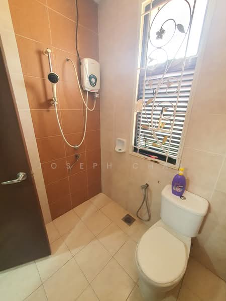 2-storey Terraced House for Sale in Alam Impian (Shah Alam) - Joseph Chan - Bathroom - PropertyGuru.com.my