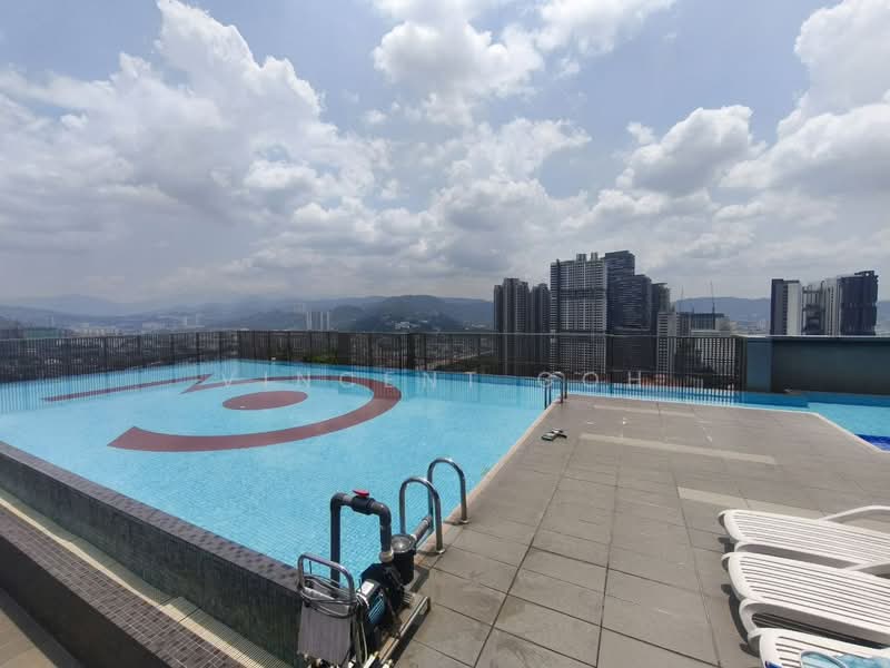 Servis Apartment untuk Dijual di Serviced Residence @ 3 Towers - Vincent Goh - Pool - PropertyGuru.com.my