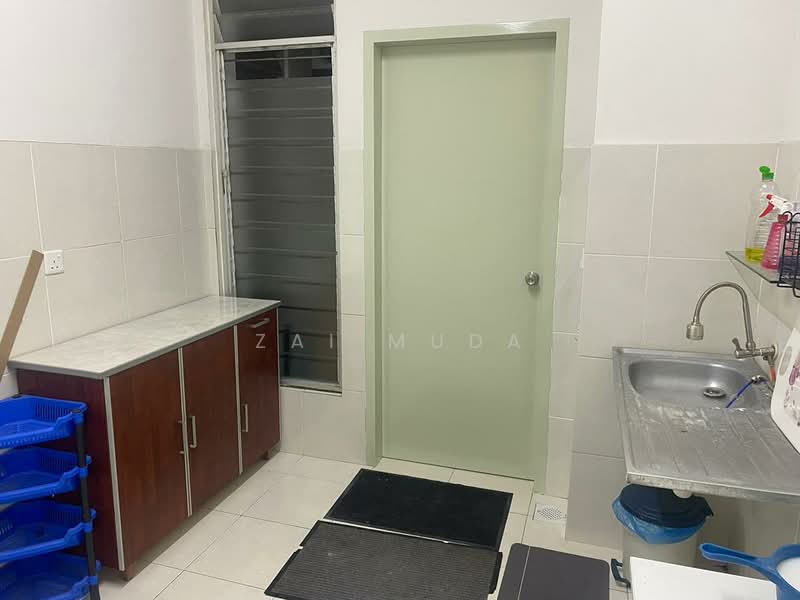 Harmoni 1 untuk Untuk Disewa - RM 1,500 /bulan, Mac 2026 - Kitchen - PropertyGuru.com.my