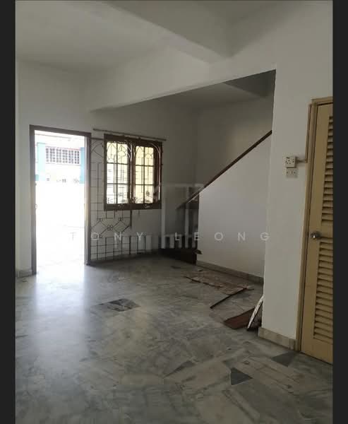USJ 2 STOREY LANDED FOR RENT , USJ 4, 24X75 SQFT untuk Untuk Disewa - RM 2,300 /bulan, Mac 2026 - PropertyGuru.com.my