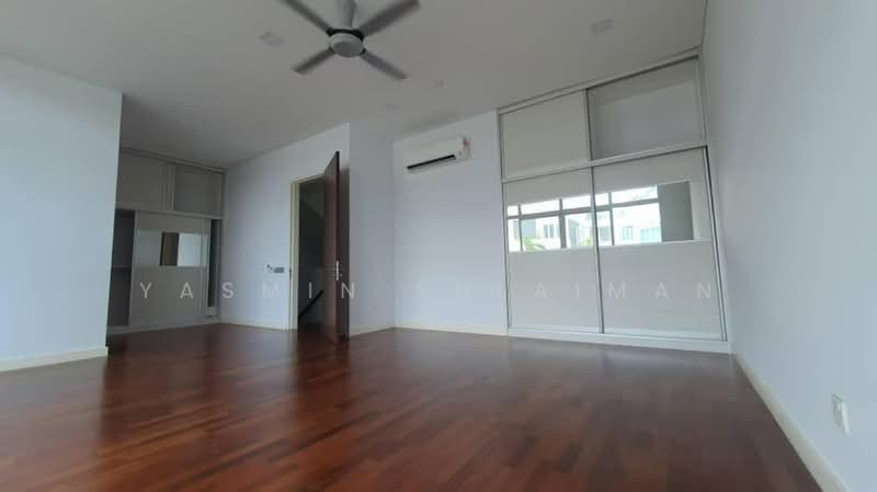 3-storey Terraced House for Sale in Bukit Jelutong (Shah Alam) - Yasmin Sulaiman - Bedroom - PropertyGuru.com.my