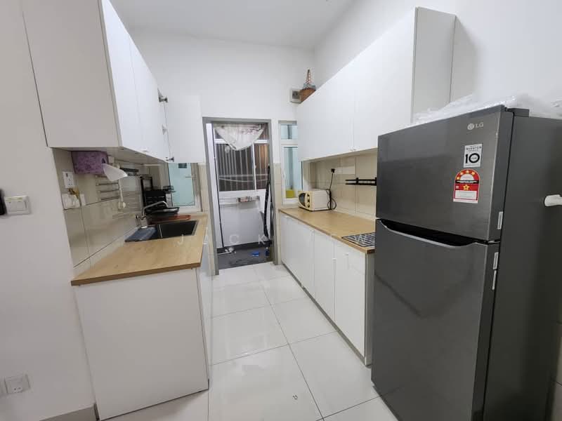TR Residence untuk Untuk Disewa - RM 2,300 /bulan, Mac 2026 - Kitchen - PropertyGuru.com.my