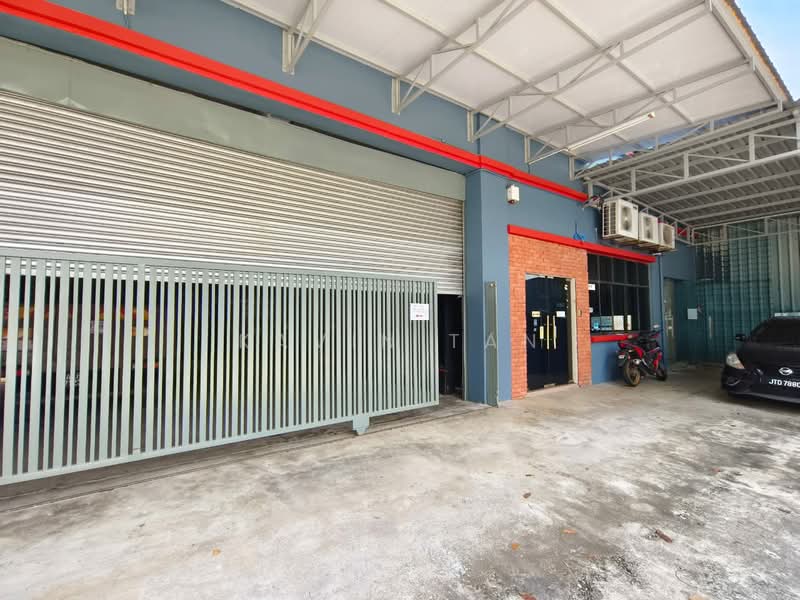 Semi-D Factory for Rent in Taman Johor (Tampoi) - Kavin Tan - Exterior - PropertyGuru.com.my