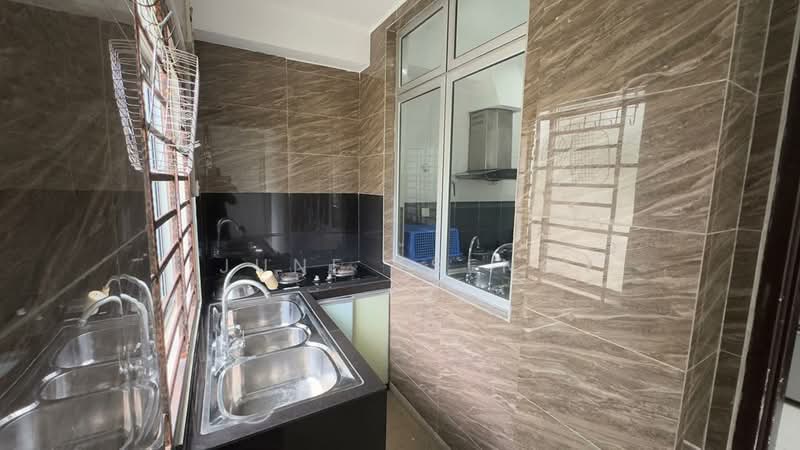 2-storey Terraced House for Rent in Taman Nusa Idaman (Iskandar Puteri (Nusajaya)) - June Tseng - Kitchen - PropertyGuru.com.my