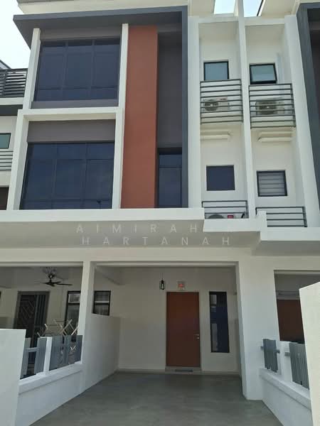 Townhouse for Rent in Taman Akasia (Semenyih) - AimiRahim Hartanah - Exterior - PropertyGuru.com.my