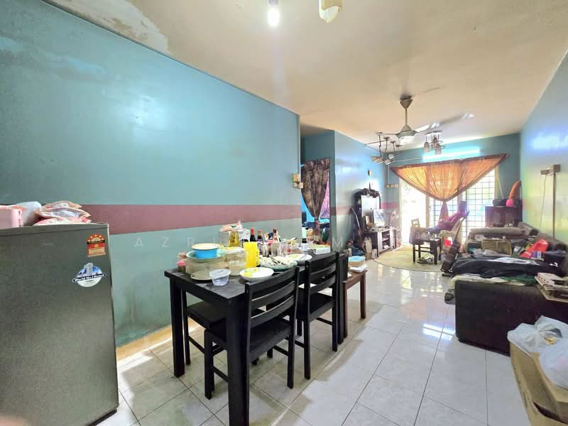 Flat for Sale at Dahlia - Azrul Ismail - Dining Room - PropertyGuru.com.my