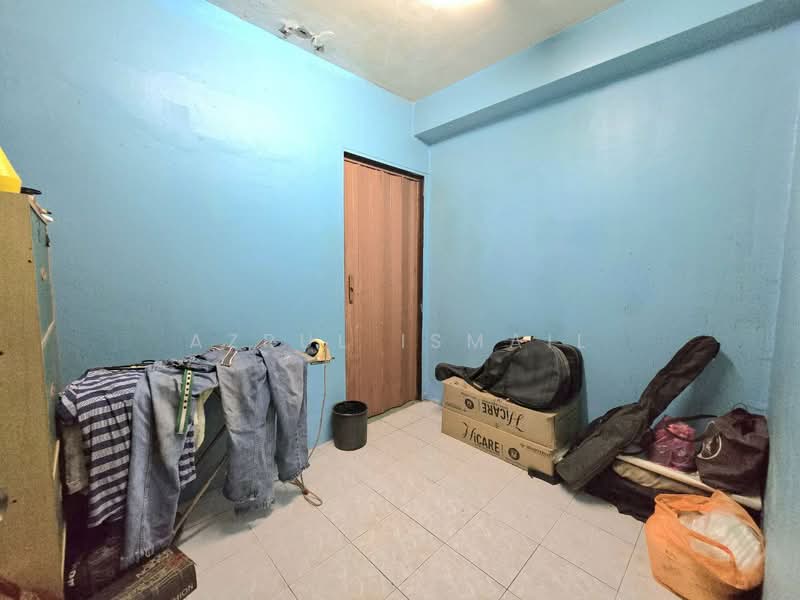 Flat for Sale at Dahlia - Azrul Ismail - Interior - PropertyGuru.com.my