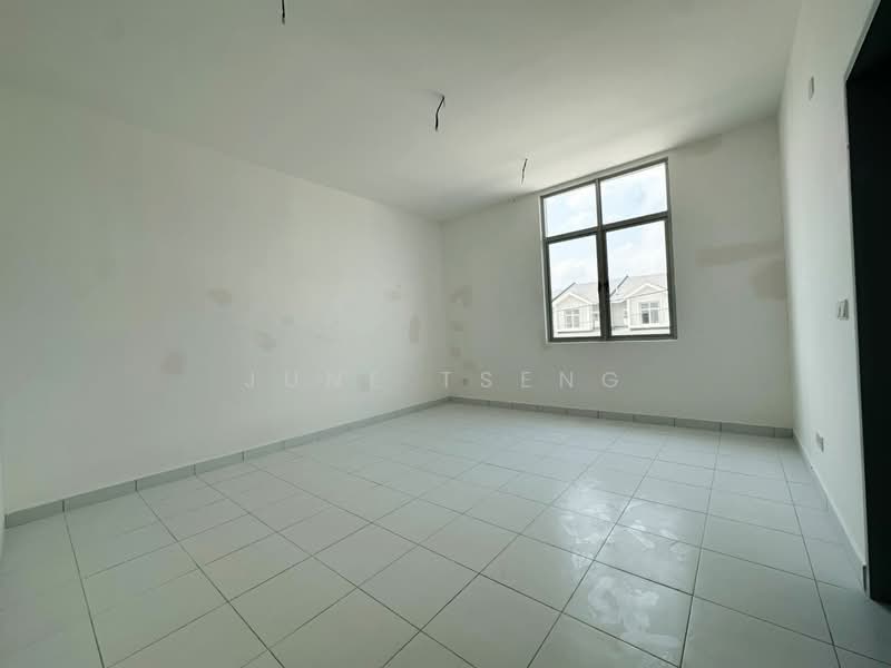 Meridin East untuk Untuk Disewa - RM 1,700 /bulan, Mac 2026 - PropertyGuru.com.my