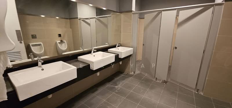 Pejabat untuk Disewa di Taman Desa (Kuala Lumpur) - Jerry Yap - Bathroom - PropertyGuru.com.my