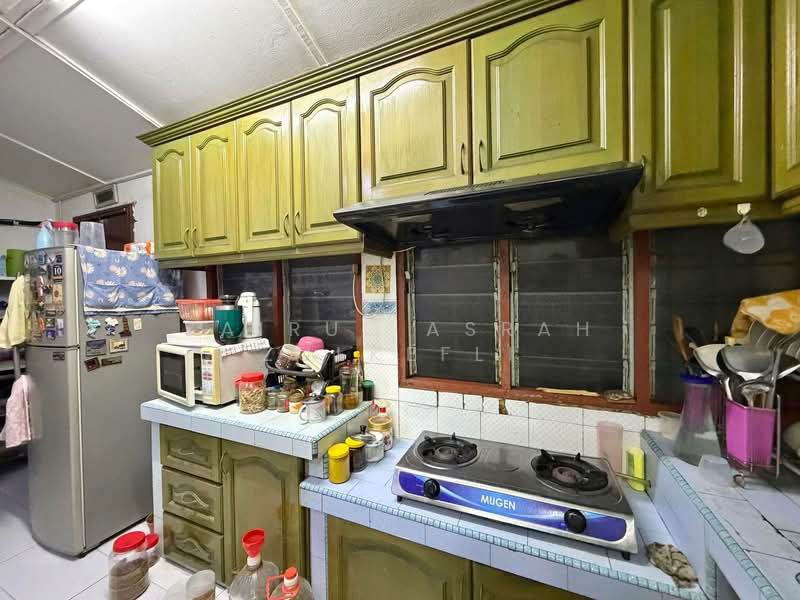 1-storey Terraced House for Sale in Cheras (Selangor) - Zairul Asrah Zulkefli - Kitchen - PropertyGuru.com.my