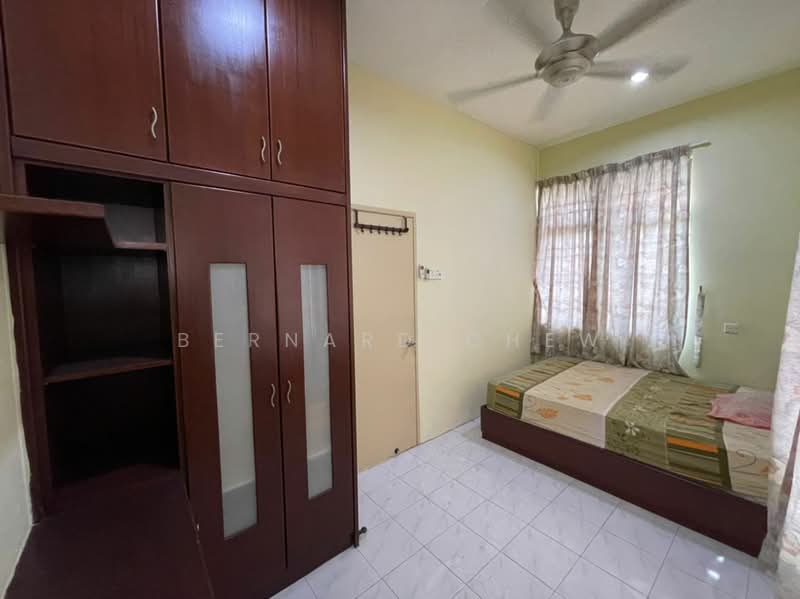 Semi-Detached House for Sale in Batu Maung (Penang) - Bernard Chew - Bedroom - PropertyGuru.com.my
