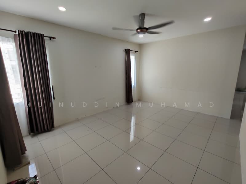 Semi-Detached House for Sale in Teluk Intan (Perak) - Muinuddin Muhamad - Living Room - PropertyGuru.com.my