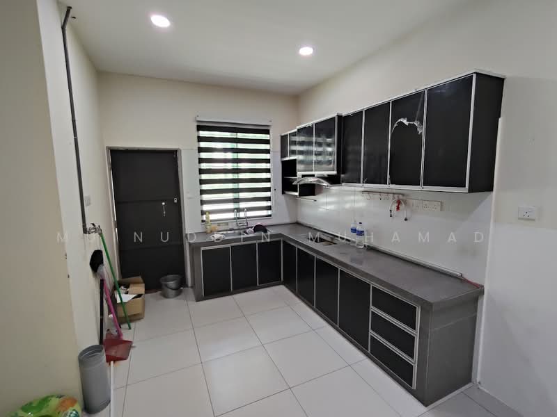 Semi-Detached House for Sale in Teluk Intan (Perak) - Muinuddin Muhamad - Kitchen - PropertyGuru.com.my