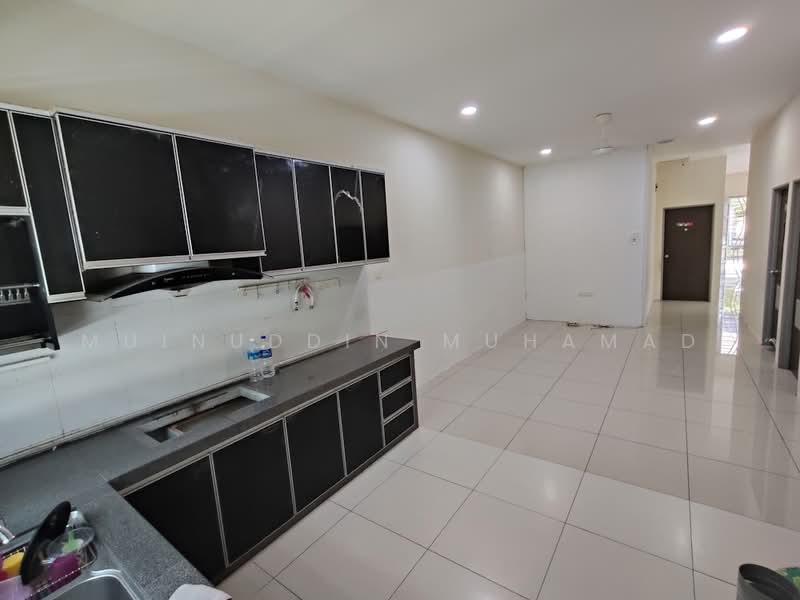 Semi-Detached House for Sale in Teluk Intan (Perak) - Muinuddin Muhamad - Kitchen - PropertyGuru.com.my