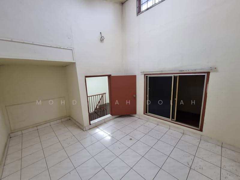 1.5-storey Terraced House for Sale in Puchong (Selangor) - Mohd Shah Dolah - Interior - PropertyGuru.com.my