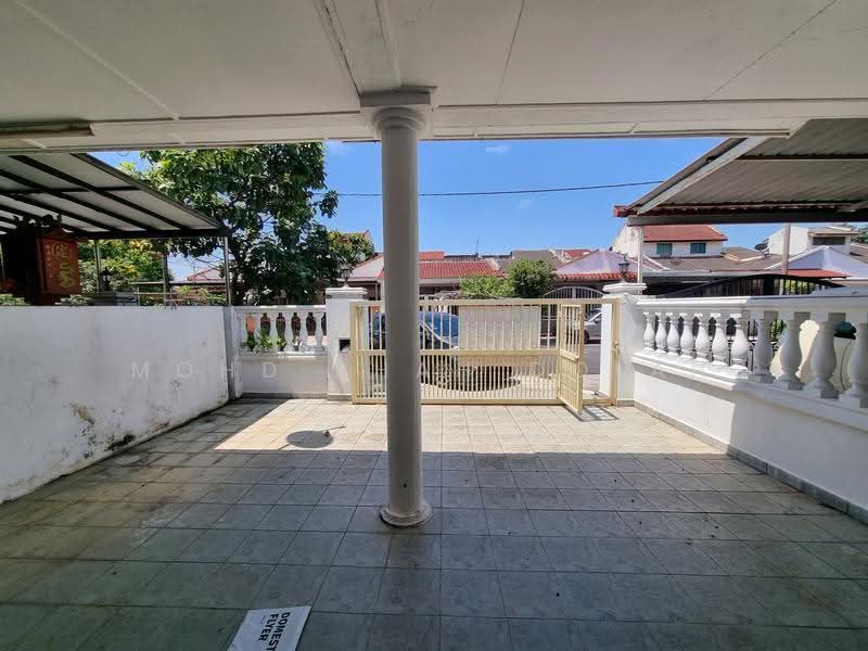 1.5-storey Terraced House for Sale in Puchong (Selangor) - Mohd Shah Dolah - Exterior - PropertyGuru.com.my