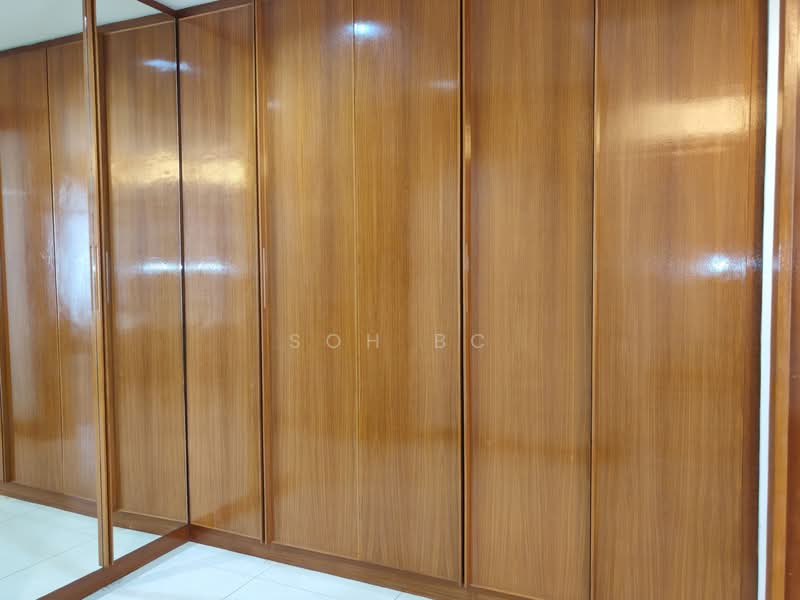 Condominium for Rent at Kiaramas Sutera - Soh BC - Wardrobes - PropertyGuru.com.my