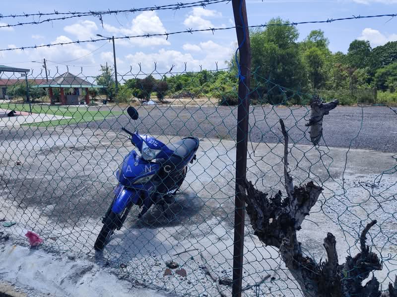 Commercial Land for Sale in Bandar Country Homes (Rawang) - Francis Leow - Exterior - PropertyGuru.com.my