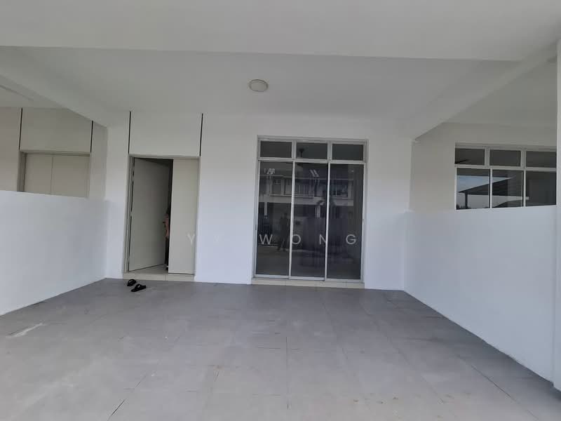 2-storey Terraced House for Sale in Bandar Mahkota Banting (Tanjong Duabelas) - YY Wong - Exterior - PropertyGuru.com.my
