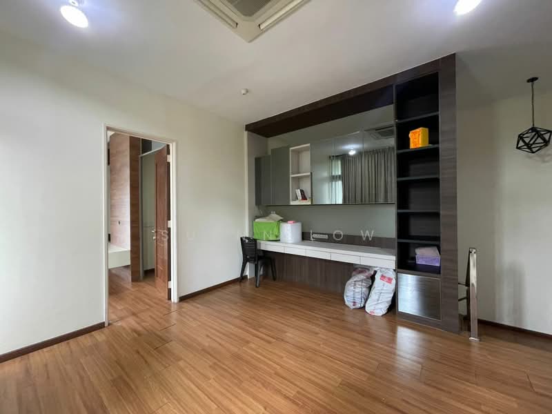 Cluster House for Sale in Taman Mount Austin (Tebrau) - Suenn Low - Study - PropertyGuru.com.my