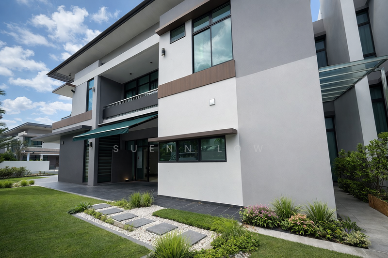 Cluster House for Sale in Taman Mount Austin (Tebrau) - Suenn Low - Exterior - PropertyGuru.com.my