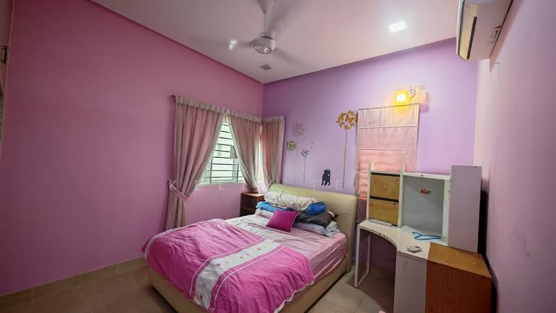 Semi-Detached House for Rent in Bandar Botanic (Klang) - Kelly Teo - Bedroom - PropertyGuru.com.my
