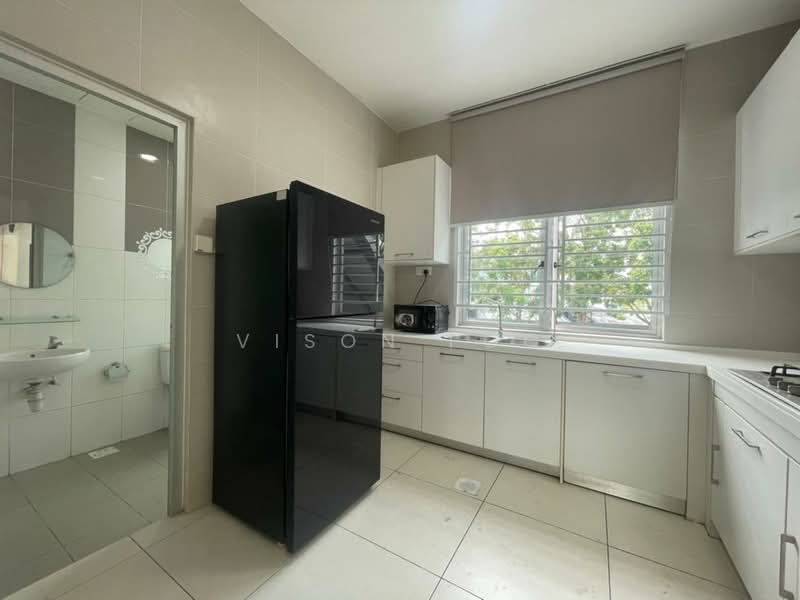 The Seed Taman Sutera Utama untuk Untuk Disewa - RM 3,000 /bulan, Mac 2026 - Kitchen - PropertyGuru.com.my