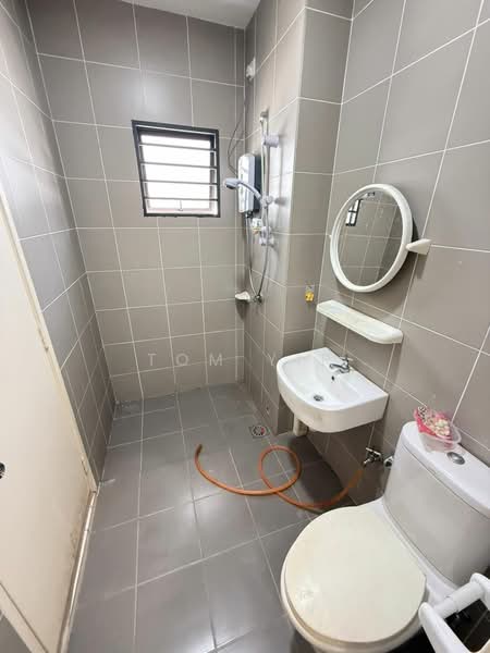 2-storey Terraced House for Rent in M Residence 2 (Rawang) - Tom Yip - Bathroom - PropertyGuru.com.my