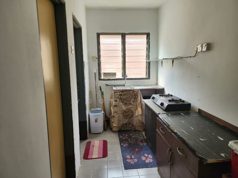 Apartment for Rent at Dahlia - Yoon Lee - Kitchen - PropertyGuru.com.my