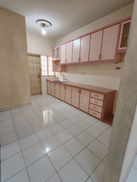 Taman Desa Palma,Bukit Mertajam untuk Untuk Dijual - RM 518,000, Mac 2026 - Kitchen - PropertyGuru.com.my