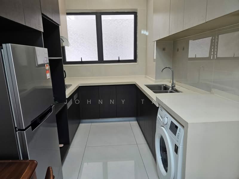 Condominium for Rent at Royal Strand @ Country Garden Danga Bay - Johnny Tan - Kitchen - PropertyGuru.com.my