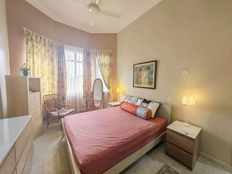 Bungalow for Sale in Johor Bahru (Johor) - Amir Faris Rusli - PropertyGuru.com.my